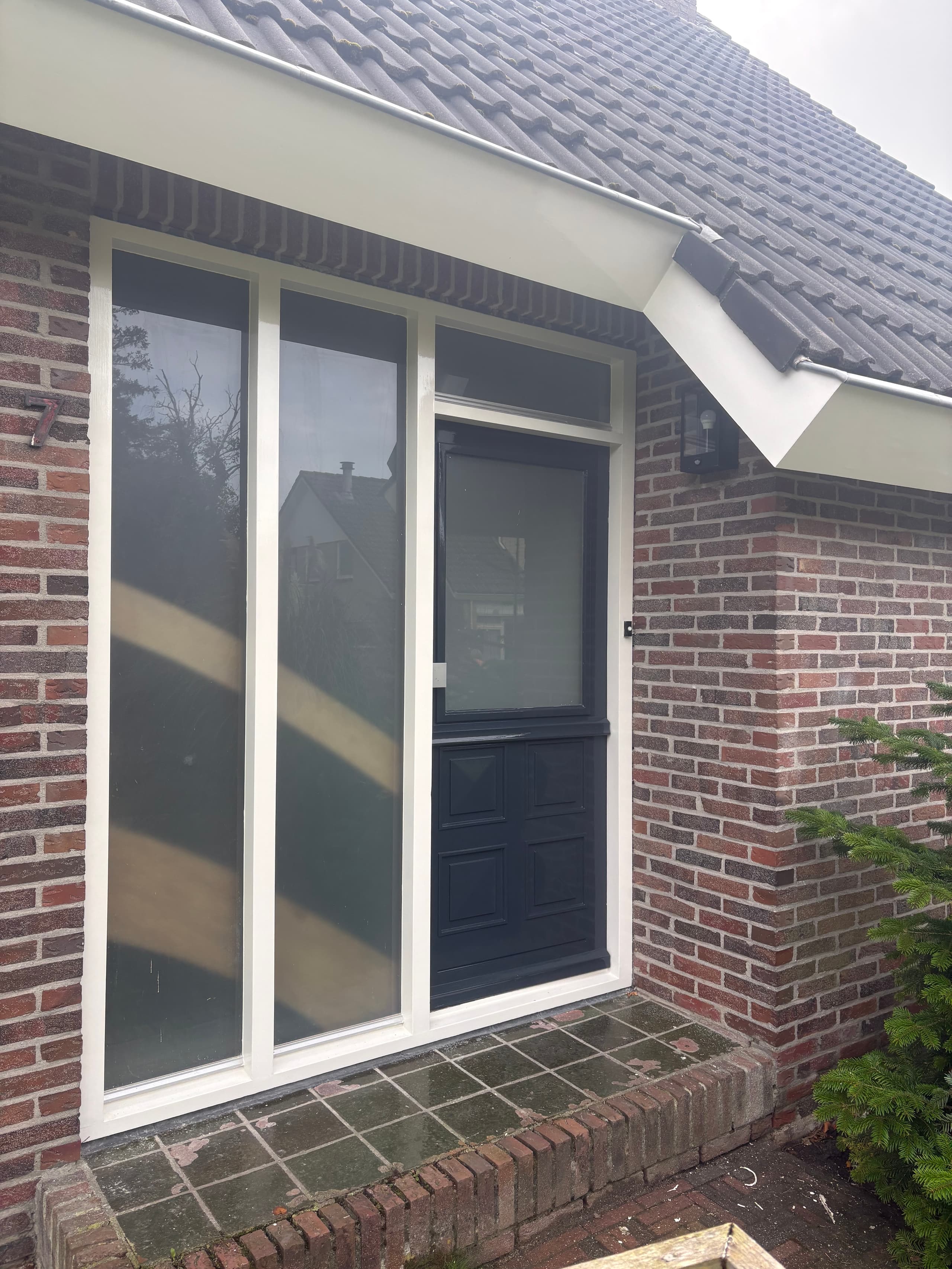 Hoogglans buitenschilderwerk in Kollum, foto 7